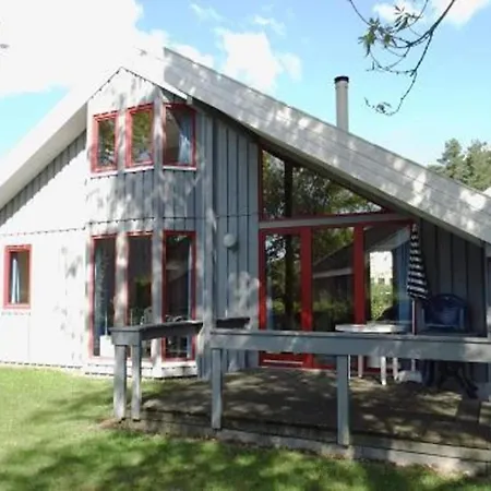 Holiday home Mirow In *